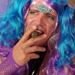 Meet your Posher, Juan